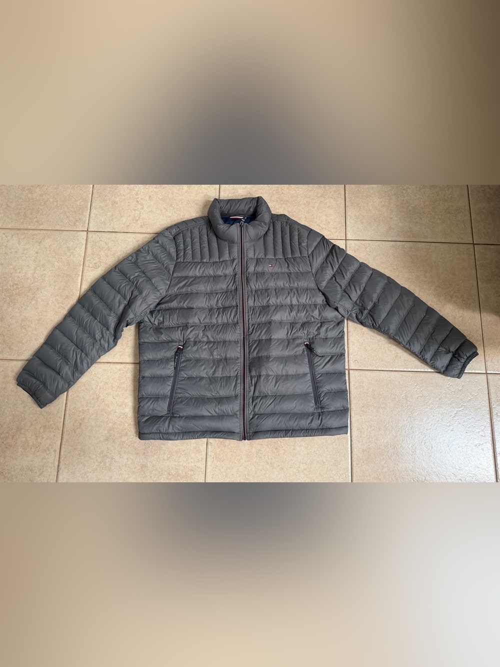 Tommy Hilfiger Men's Dark Gray Quilted Packable Puffer Jacket